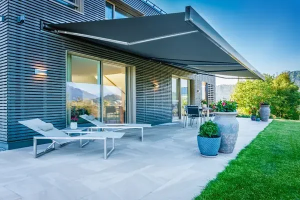 Tenda da esterno personalizzat - Smart Garden Umbrella recensione e prezzo