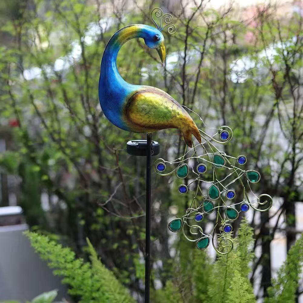 Lampada Solare a Forma di Pavo - Smart Garden Ornaments recensione e prezzo